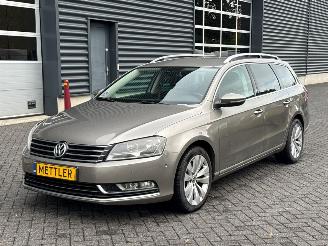Unfallwagen Volkswagen Passat 1.4 TSI 16V Combi/o  Benzine 1.390cc 90kW (122pk) FWD 2011/12