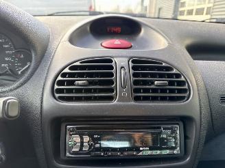 Peugeot 206 1.4 XR,XS,XT,Gentry Hatchback  Benzine 1.360cc 55kW (75pk) FWD picture 14