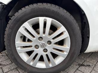 Suzuki Splash 1.0 12V MPV  Benzine 996cc 50kW (68pk) FWD picture 21