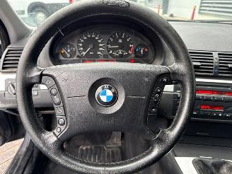 BMW 3-serie 318i 16V Combi/o  Benzine 1.995cc 105kW (143pk) RWD picture 11