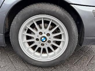 BMW 3-serie 318i 16V Combi/o  Benzine 1.995cc 105kW (143pk) RWD picture 19