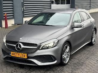 Vaurioauto  passenger cars Mercedes A-klasse 2.2 A-220 d AMG 16V 4-Matic Hatchback  Diesel 2.143cc 130kW (177pk) 4x4 2015-07/2018-05 (176.005) OM651930 2015/10