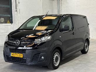 Unfall Kfz Van Opel Vivaro 1.5 CDTI 120 Bestel  Diesel 1.499cc 88kW (120pk) FWD 2020/7