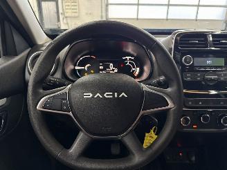 Dacia Spring 45 Hatchback  Elektrisch  33kW (45pk) RWD picture 13