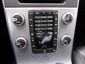 Volvo V-60 CROSS COUNTRY 2.0 T5 NORDIC+ picture 19