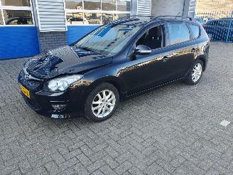 škoda osobní automobily Hyundai I-30 CW 1.6i i-Motion 2012/6
