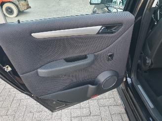 Mercedes B-klasse 180 Automaat picture 26