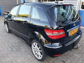 Mercedes B-klasse 180 Automaat picture 3