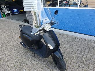 uszkodzony skutery AGM  VX50 plus Snorscooter 2019/4