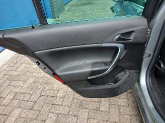 Opel Insignia Sports tourer 2.0 Diesel picture 23