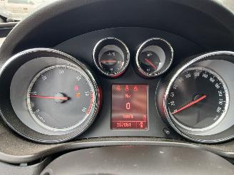 Opel Insignia Sports tourer 2.0 Diesel picture 20