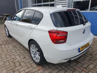 BMW 1-serie 118i Business+ Automaat picture 3