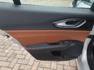 Alfa Romeo Giulia 2.0T Super Automaat picture 26