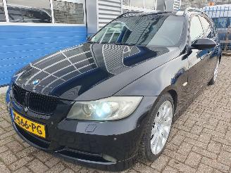 škoda osobní automobily BMW 3-serie Touring 320i 2006/9