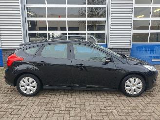 Ford Focus 1.0 EcoBoost Lease Trend picture 6