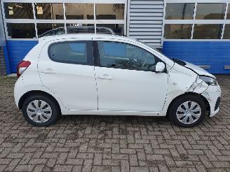 Peugeot 108 1.0 e-VTi Active picture 6