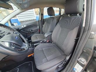 Ford Fiesta 1.0 EcoBoost Titanium picture 14