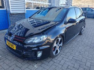 Auto incidentate Volkswagen Golf 2.0 GTI Automaat 2010/1