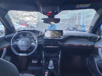 Peugeot 2008 1.2 GT-Line Automaat picture 23