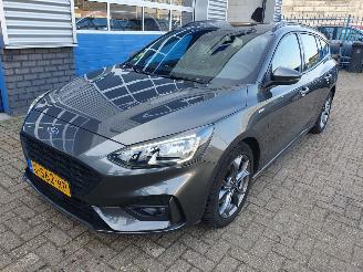 skadebil auto Ford  Focus Wagon1.5 EcoBlue ST Line Business 2019/11