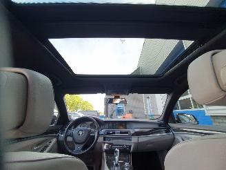 BMW 5-serie 535i Executive picture 17