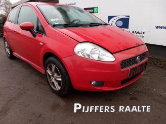Fiat Grande Punto Grande Punto (199), Hatchback, 2005 1.4 T-Jet 16V picture 3