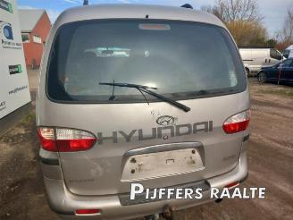 Hyundai H-200 H-1/H-200, Van, 1997 / 2008 2.5 CRDi Powervan picture 8