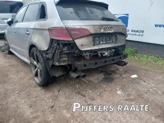 Vrakbiler auto Audi S3 S3 Sportback (8VA/8VF), Hatchback 5-drs, 2012 / 2020 2.0 T FSI 16V 2014/7