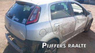 Fiat Punto Punto III (199), Hatchback, 2012 1.3 JTD Multijet 85 16V picture 4