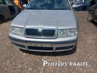 Skoda Octavia Octavia Combi (1U5), Combi 5-drs, 1998 / 2010 1.6 picture 3