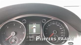 Volkswagen Passat Passat Variant (365), Combi, 2010 / 2015 2.0 TDI 16V 135 picture 14