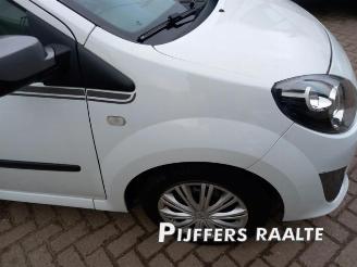 Renault Twingo Twingo II (CN), Hatchback 3-drs, 2007 / 2014 1.2 16V picture 16