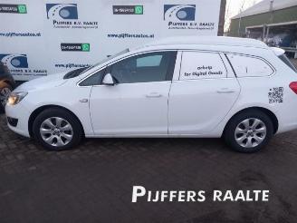Uttjänta bilar auto Opel Astra Astra J Sports Tourer (PD8/PE8/PF8), Combi, 2010 / 2015 1.6 CDTI 16V 2016/2
