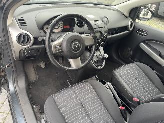 Mazda 2 1.3 TS Plus N.A.P NL AUTO PRACHTIG!!! picture 7