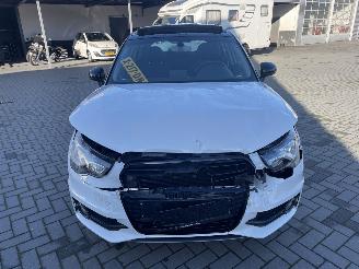 Audi A1 SPORTBACK 1.2 TFSI S-LINE picture 4