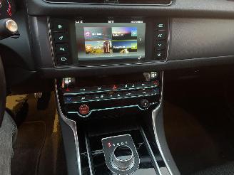 Jaguar XF 2.0d Portfolio NL AUTO N.A.P PRACHTIG!!!! picture 13