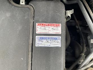 Peugeot 107 1.0-12V XS N.A.P NL AUTO 5.DRS AIRCO picture 13