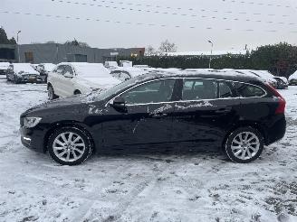 Volvo V-60 1.6 D2 Summum AUTOMAAT N.A.P NL AUTO PRACHTIG!!!! picture 5