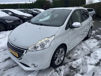 Peugeot 208 1.2 e-VTi Oxygo AUTOMAAT N.A.P PRACHTIG!!! picture 5