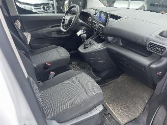 Opel Combo 1.5 BlueHDi 100 S&S L1 N.A.P NL AUTO PRACHTIG!!! picture 9