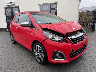 skadebil auto Peugeot 108 1.0 e-VTi Allure TOP! N.A.P NL AUTO PRACHTIG!!! 2014/12