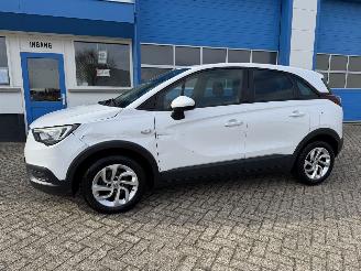 Damaged car Opel Crossland 1.2 TURBO  EDITION 2020/4