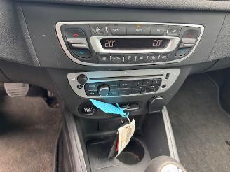 Renault Mégane 1.2 TCe Limited Pano picture 14