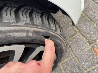 Volkswagen Up! 1.0  5-drs High Up! airco navi picture 8