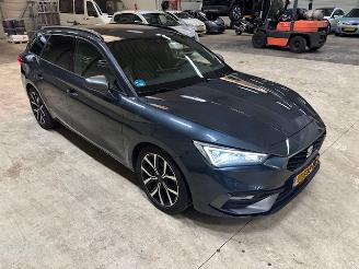Seat Leon 1.5 eTSI FR Intense DSG 150pk picture 2