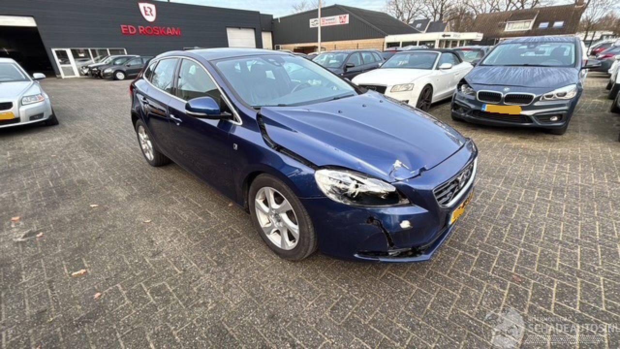 Volvo V-40 2.0 D2 Ocean Race Pano Leer camera