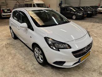 krockskadad bil auto Opel Corsa 1.0 5-drs Turbo Edition NAP 2016/2