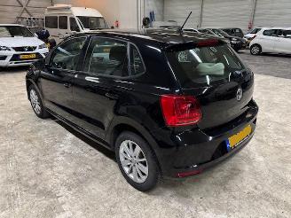 skadebil auto Volkswagen Polo 1.0 5-drs airco 2014/11