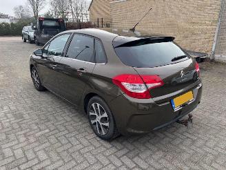 skadebil auto Citroën C4 1.6 HDI Tendance airco 2011/2