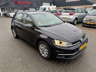 škoda osobní automobily Volkswagen Golf 1.6 TDI 5-drs Comfort 2017/4